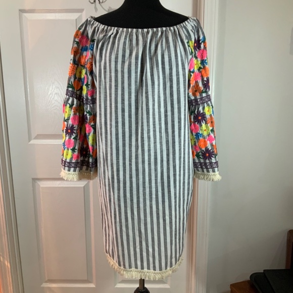 Philosophy Embroidered Linen Blend Boho Peasant Stripe Dress Size Large - Picture 8 of 8
